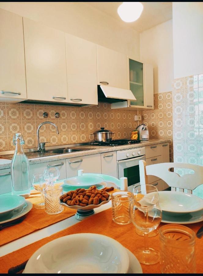 Appartamento Delizioso Con Terrazzo In Centro-Delicious Apartment With Terrace サンレモ エクステリア 写真